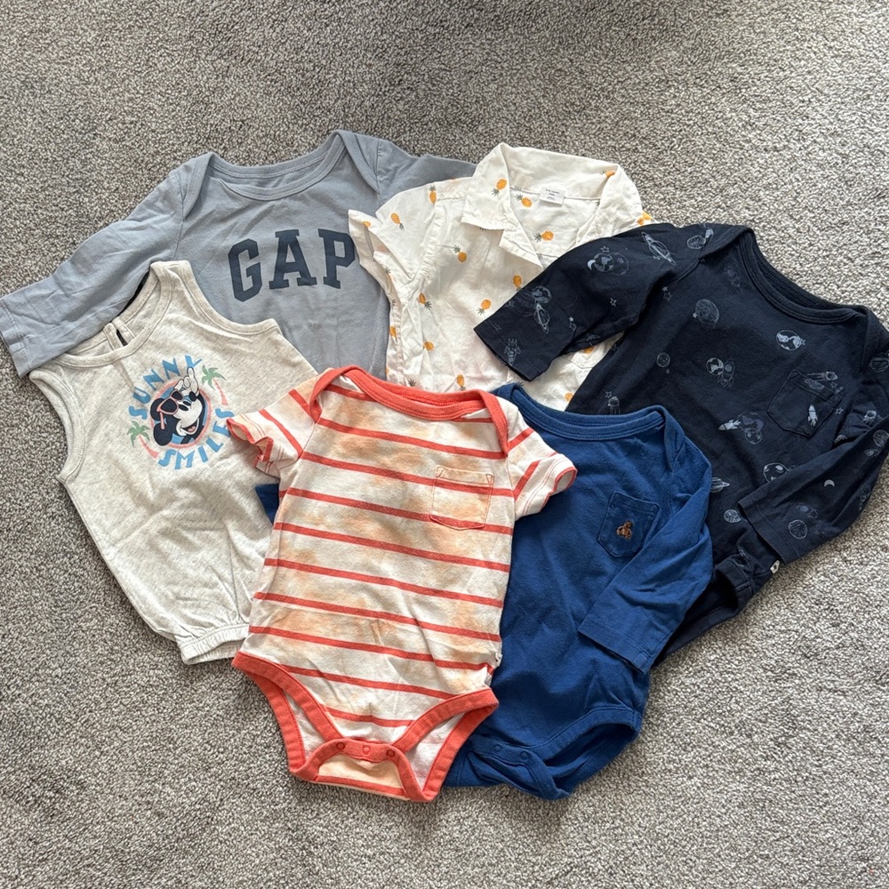 BabyGAP Bodysuits Bundle!